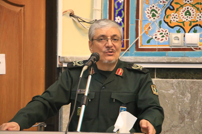 سردار طلائی نیک در نمازجمعه: نیاز امروز کشور؛ ایستادگی و همبستگی ملی است