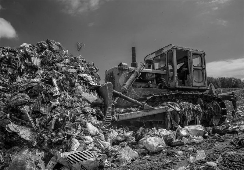 دفن غیراصولی هزارتن زباله در غرب استان تهران به طور روزانه