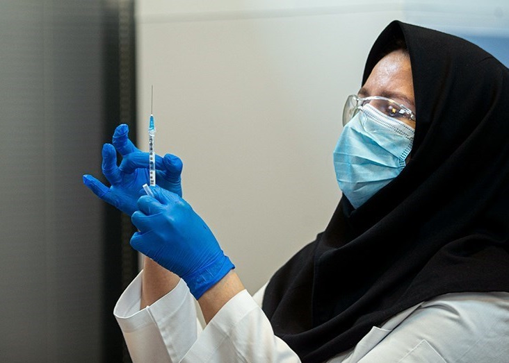 نحوه واکسیناسیون برای ایرانیان فاقد کارت ملی