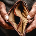 تامین عدالت اجتماعی در هدفمندسازی یارانه ها به یک شوخی شبیه است
